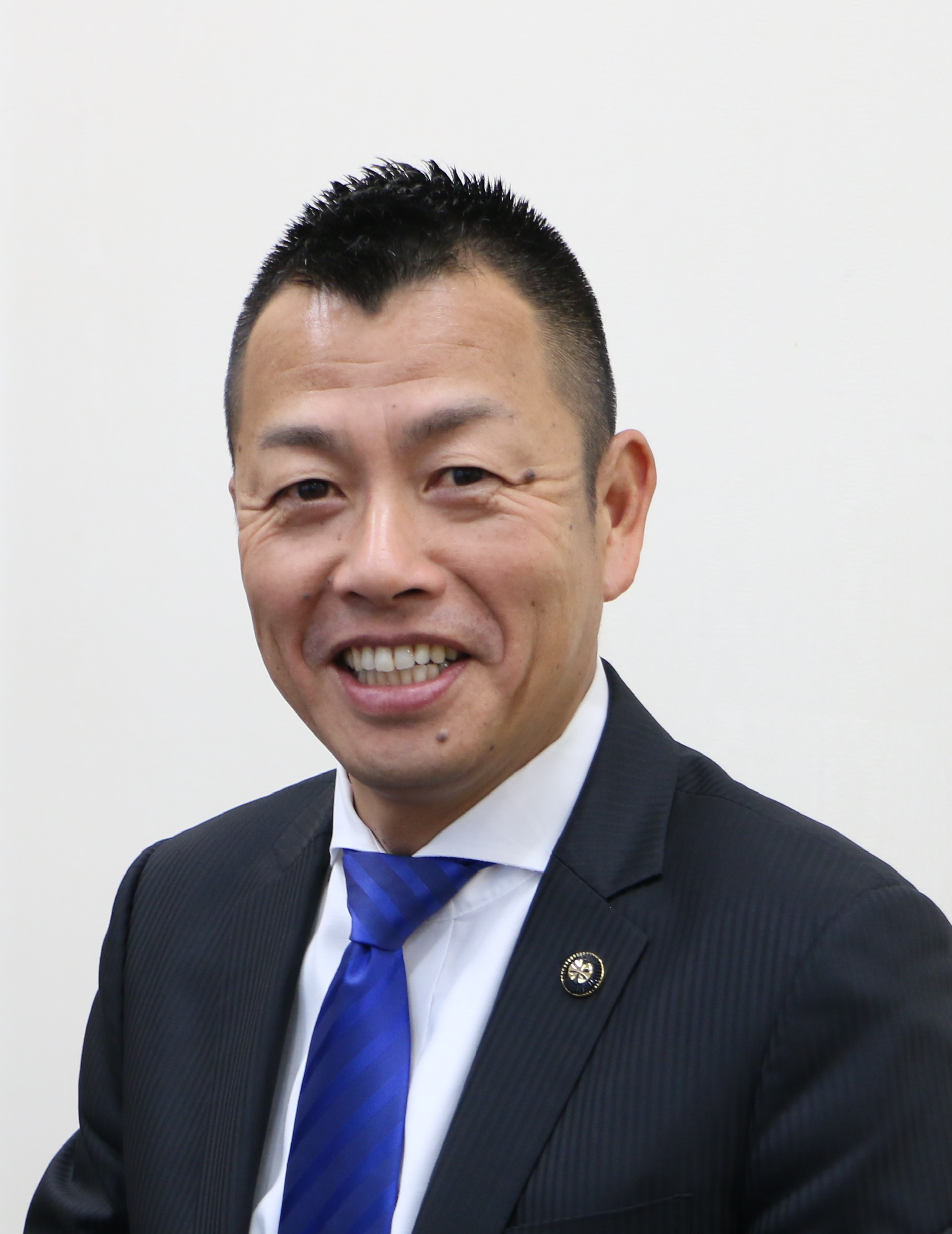 西村　好高　市長
