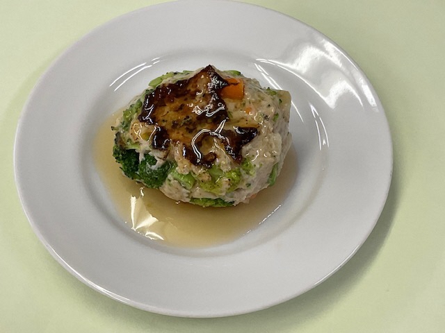 ゴロゴロ野菜のあんかけつくねバーグ