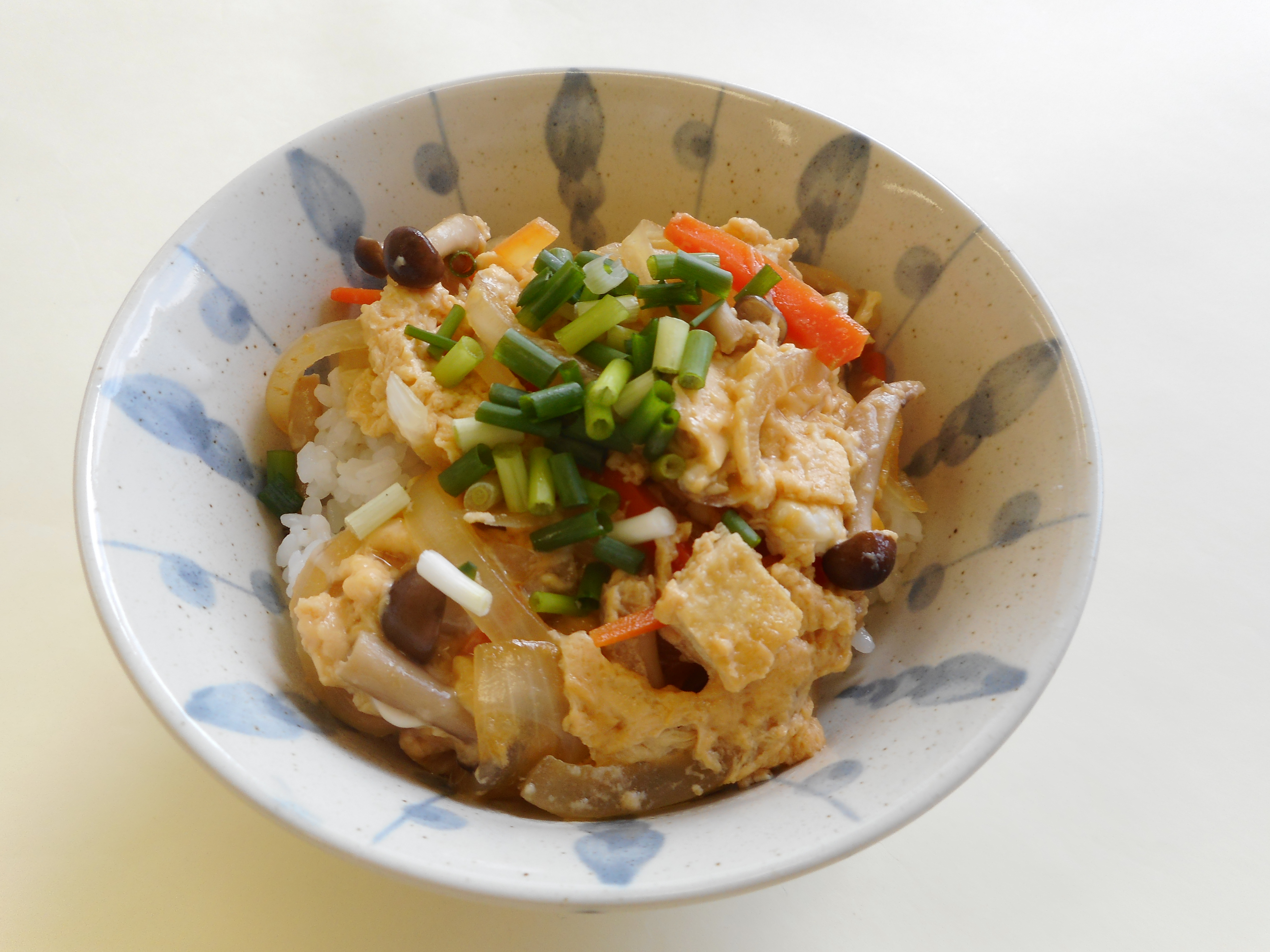 きつね玉野菜丼