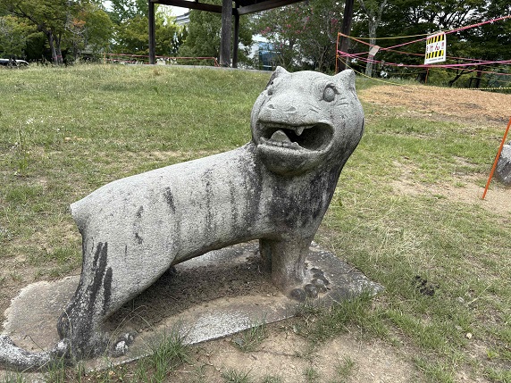 ②トラ